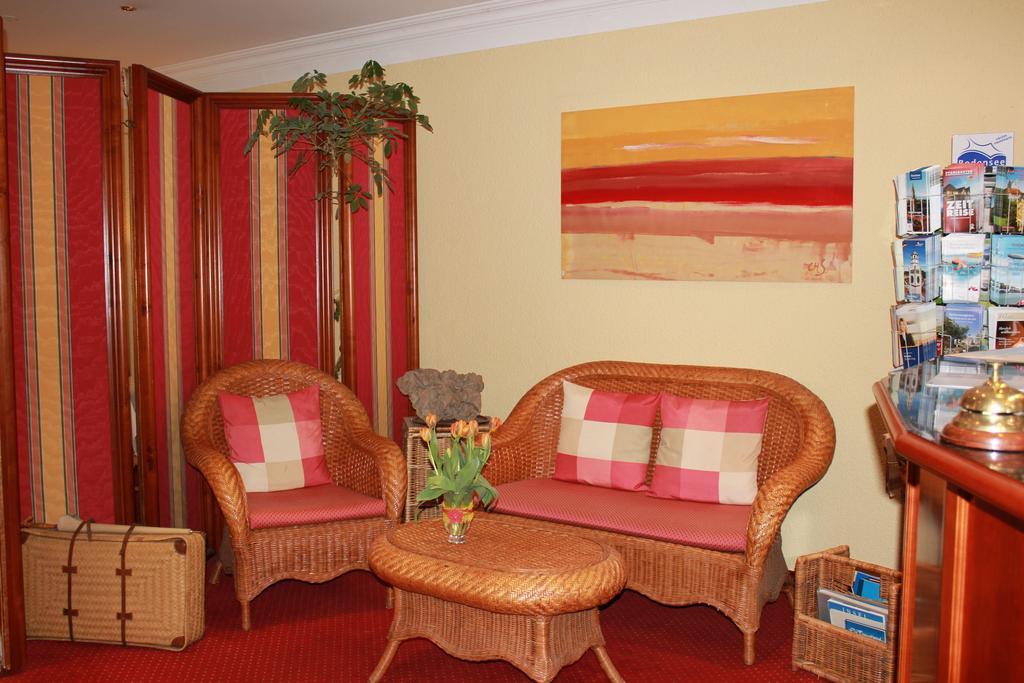 Hotel Garni Wiestor Uberlingen Εξωτερικό φωτογραφία